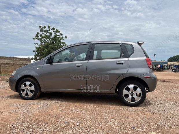 Chevrolet Aveo 2006 Gray
