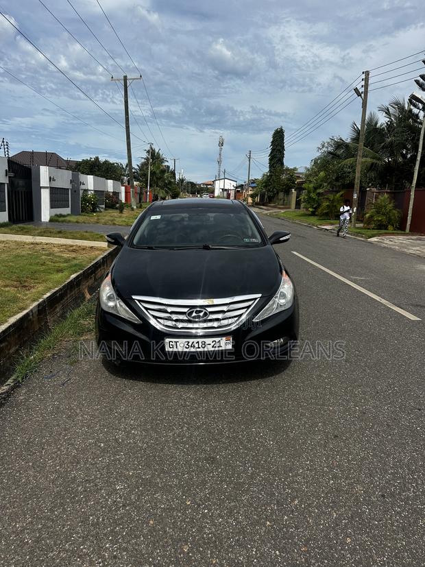 Hyundai Sonata Limited 2.0T Sedan (2.0L 4cyl 6A) 2013 Black