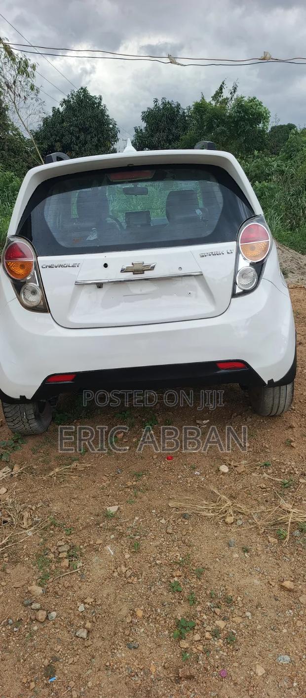Chevrolet Spark 2014 White