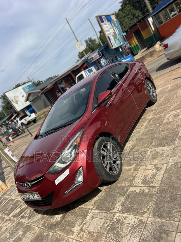 Hyundai Avante 2013 Red