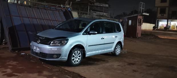 Volkswagen Touran 2014 Silver