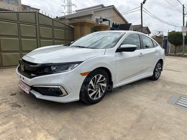 Honda Civic EX Sedan 2019 White