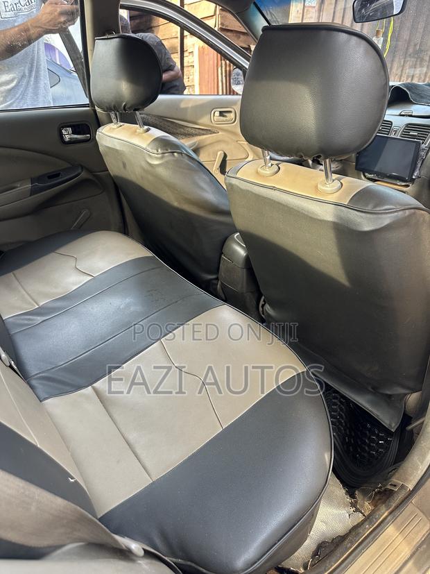 Nissan Sentra 2004 Gray