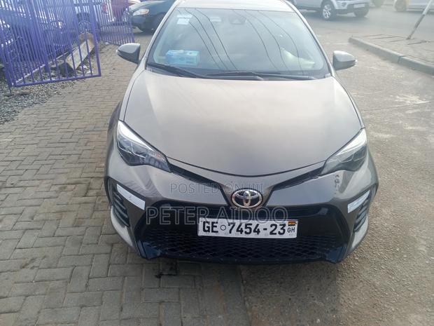 Toyota Corolla 2019 Gray