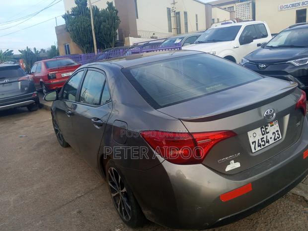 Toyota Corolla 2019 Gray