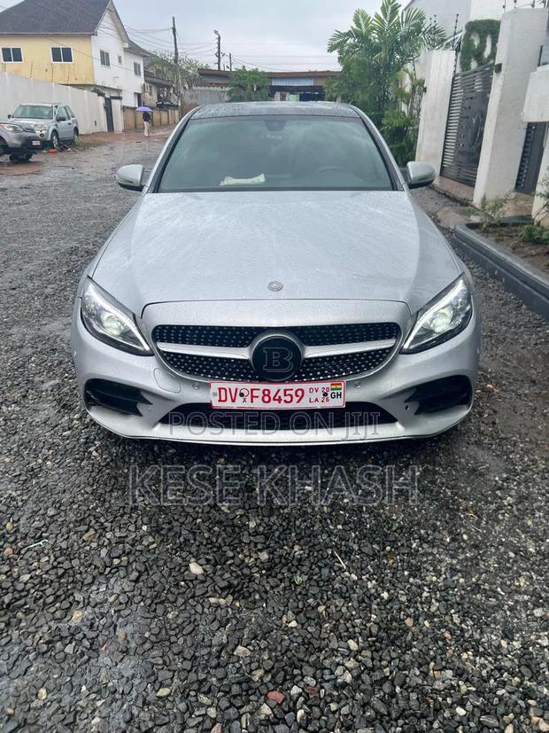 Mercedes-Benz C300 2016 Silver