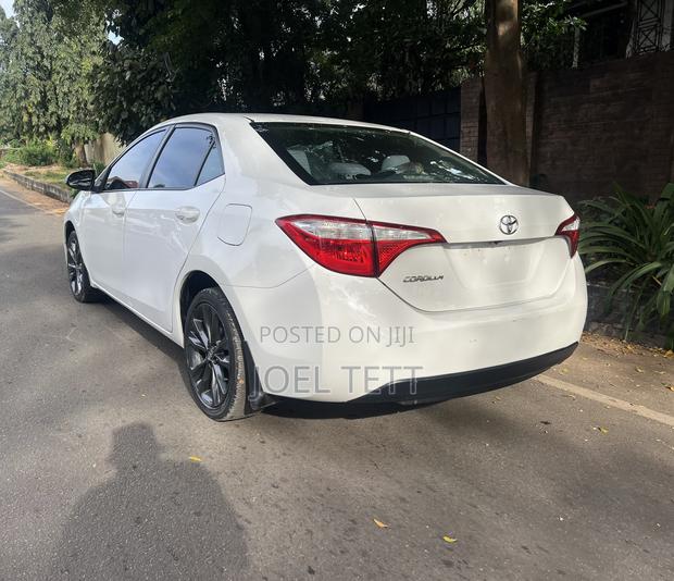 Toyota Corolla 2016 White