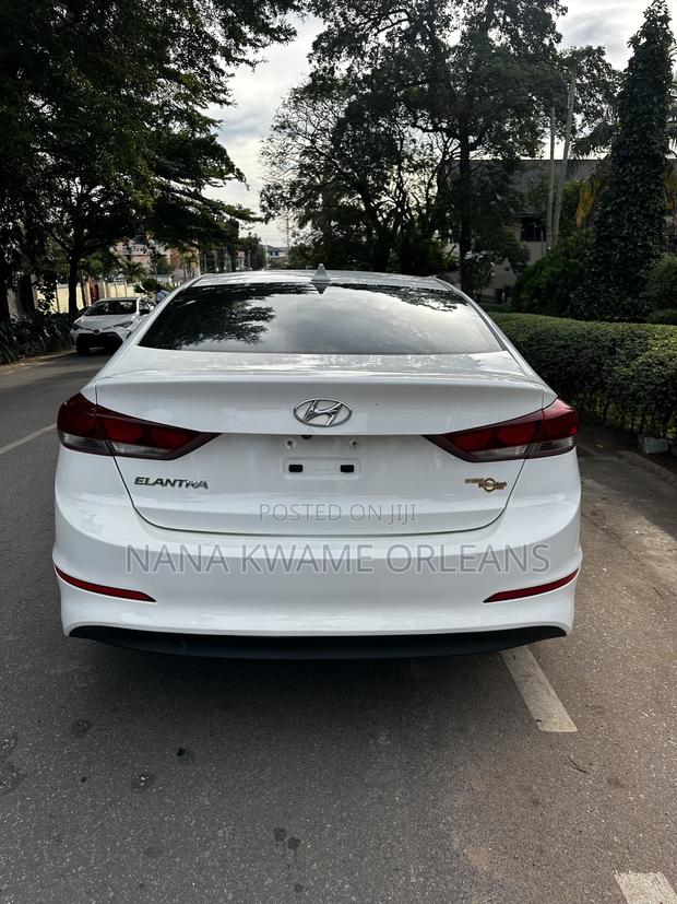 Hyundai Elantra Limited 2018 White