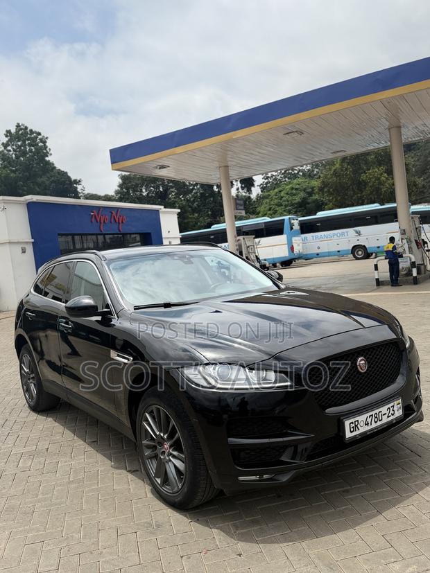 Jaguar F-Pace 2018 Black