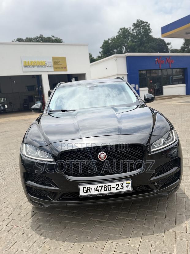 Jaguar F-Pace 2018 Black