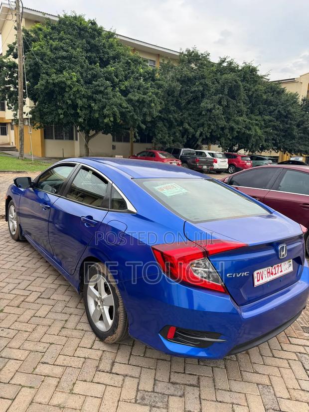 Honda Civic LX 4dr Sedan (2.0L 4cyl) 2017 Blue