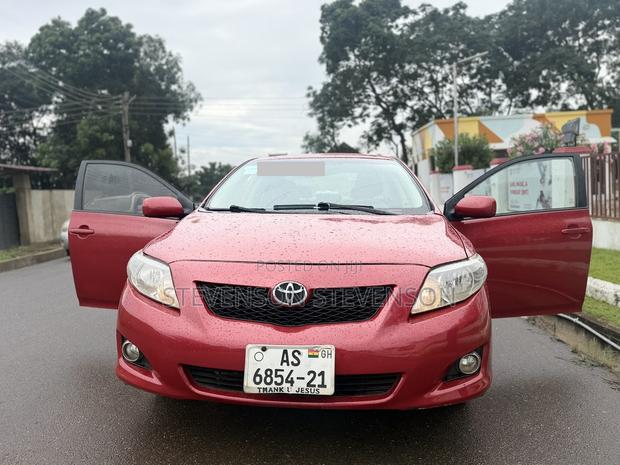 Toyota Corolla 2010 Red