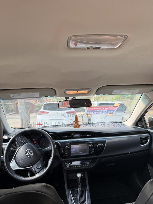 Toyota Corolla 2016 Blue