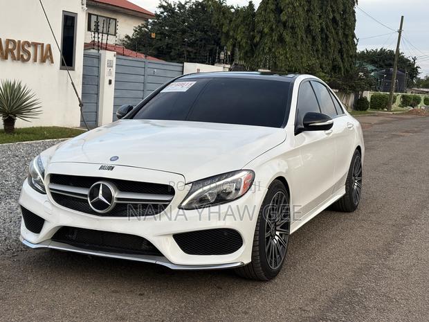 Mercedes-Benz C300 Sport Sedan RWD (2.0L 4cyl 7A) 2016 White