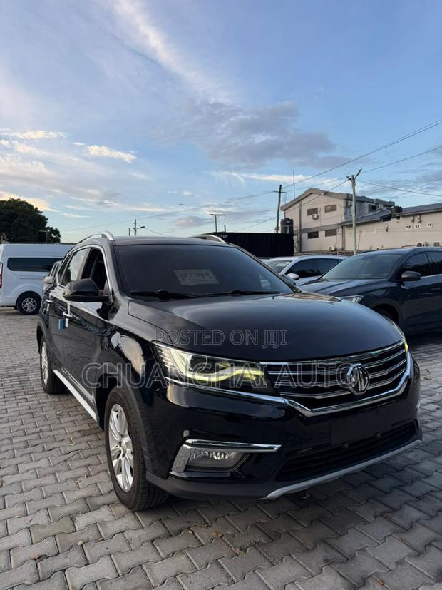 Roewe RX5 2018 Black