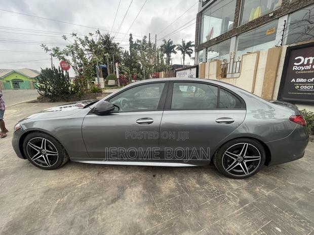Mercedes-Benz C300 2022
