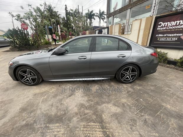 Mercedes-Benz C300 2022