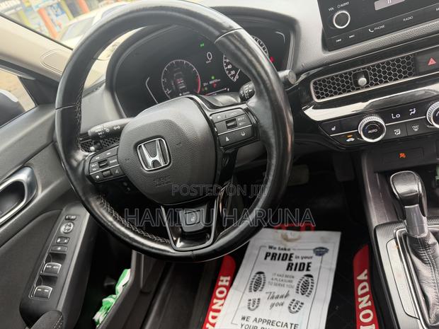 Honda Civic LX 2022 White