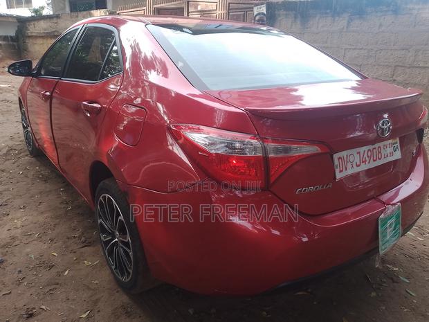 Toyota Corolla S 4dr Sedan (1.8L 4cyl CVT) 2015 Red