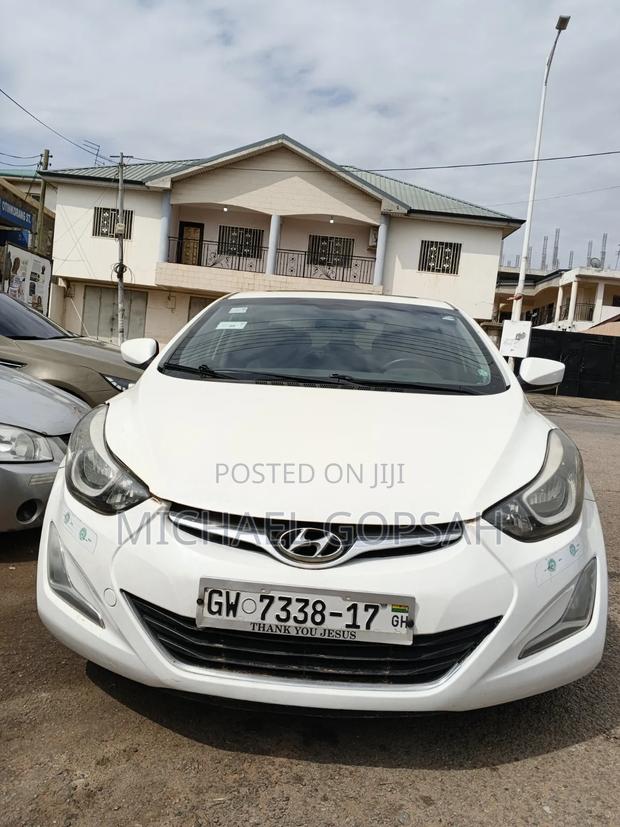 Hyundai Elantra Limited 4dr Sedan (1.8L 4cyl 6A) 2014 White