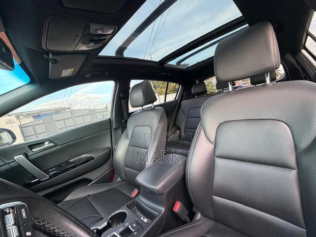Kia Sportage Nightfall 2022 Silver