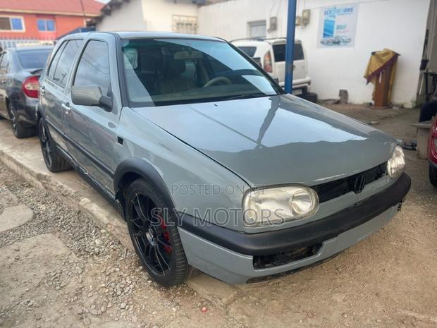 Volkswagen Golf 1.6 Trendline 2006 Gray