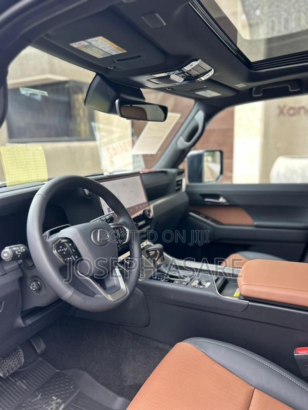 Lexus GX 2026 Black