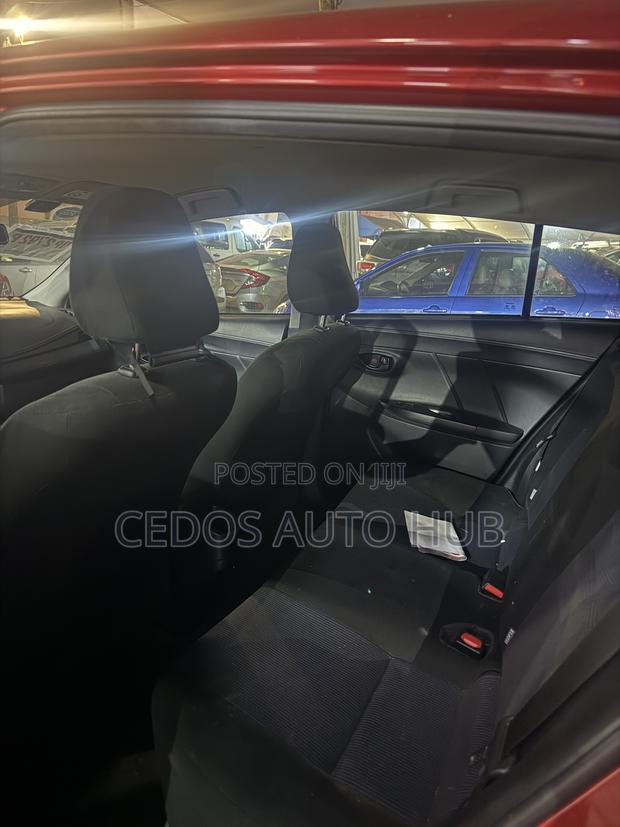 Toyota Yaris L Hatchback 5dr 2018 Burgundy