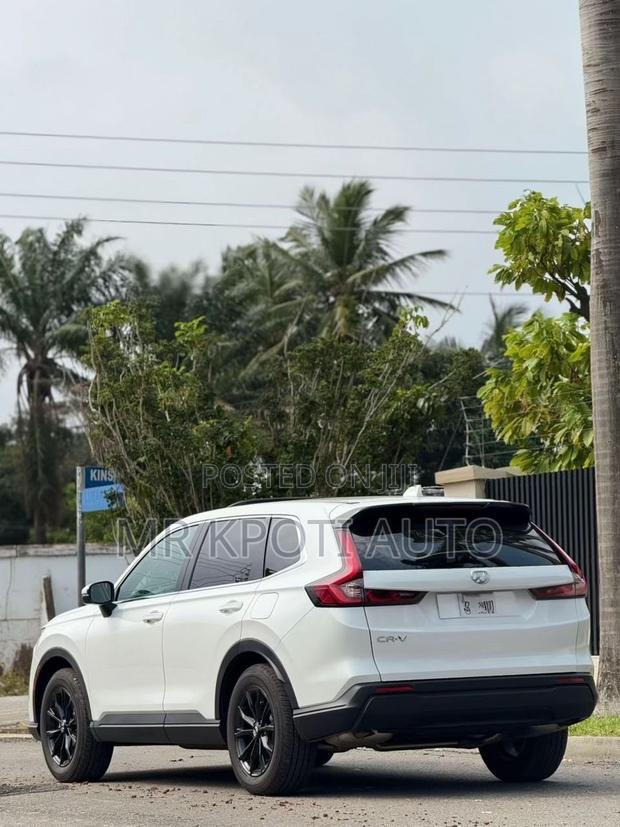 Honda CR-V 2023 White