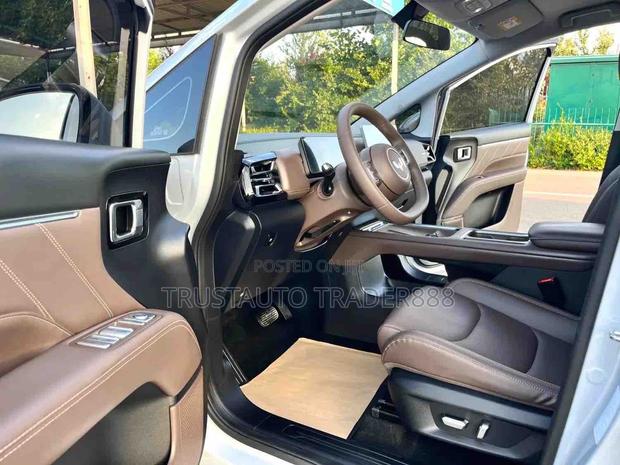 New Wuling Xingguang S 2026 Silver