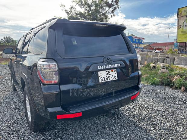 Toyota 4-Runner 2016 Black