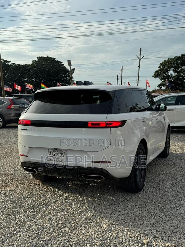 Land Rover Range Rover Sport 2025 White