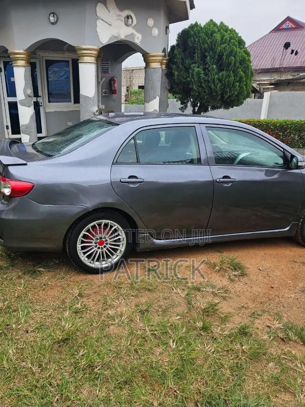 Toyota Corolla S 4dr Sedan (1.8L 4cyl 4A) 2012 Gray