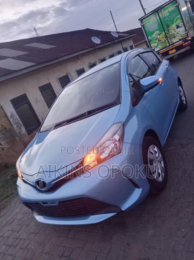 Toyota Vitz 1.3 FWD 5dr 2015 Blue