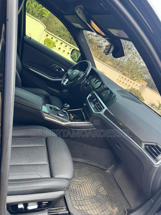 BMW 3 Series 330i RWD 2020 Black