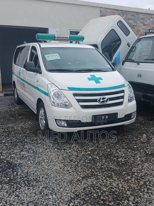 Hyundai Porter II 2016 White