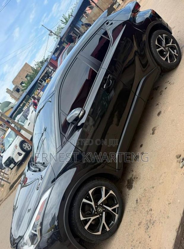Toyota C-HR 2019 Black