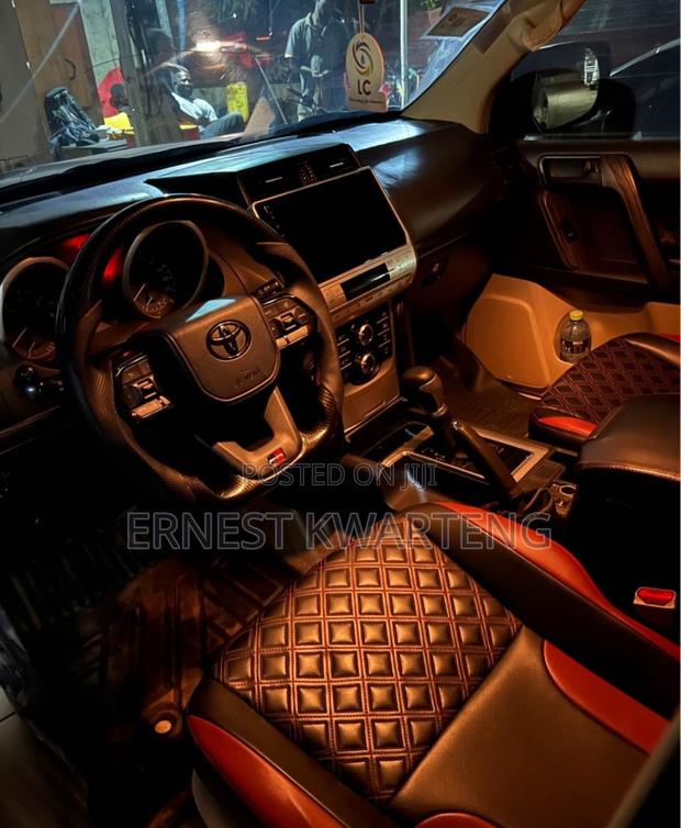Toyota Land Cruiser Prado 2014 Black