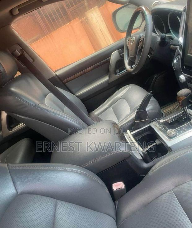 Toyota Land Cruiser 4.5 V8 DLX 2014 Black