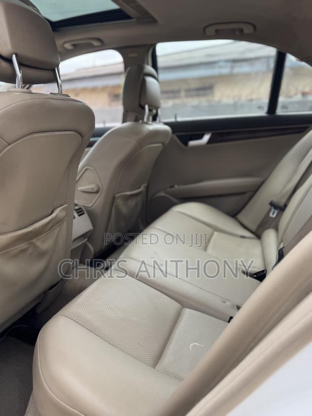 Mercedes-Benz C300 Luxury 4Matic Sedan AWD (3.5L 6cyl 7A) 2013 White