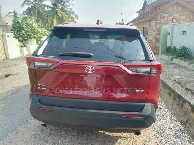 Toyota RAV4 2020 Burgundy