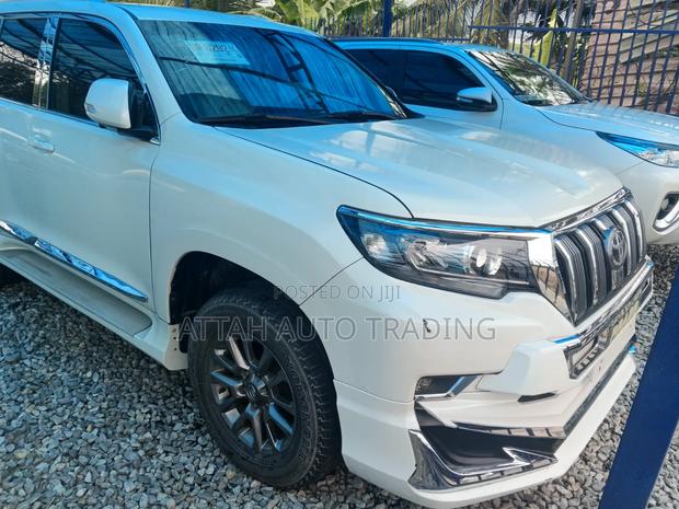 Toyota Land Cruiser Prado 2015 White