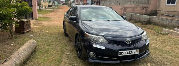 Toyota Camry 2013 Black