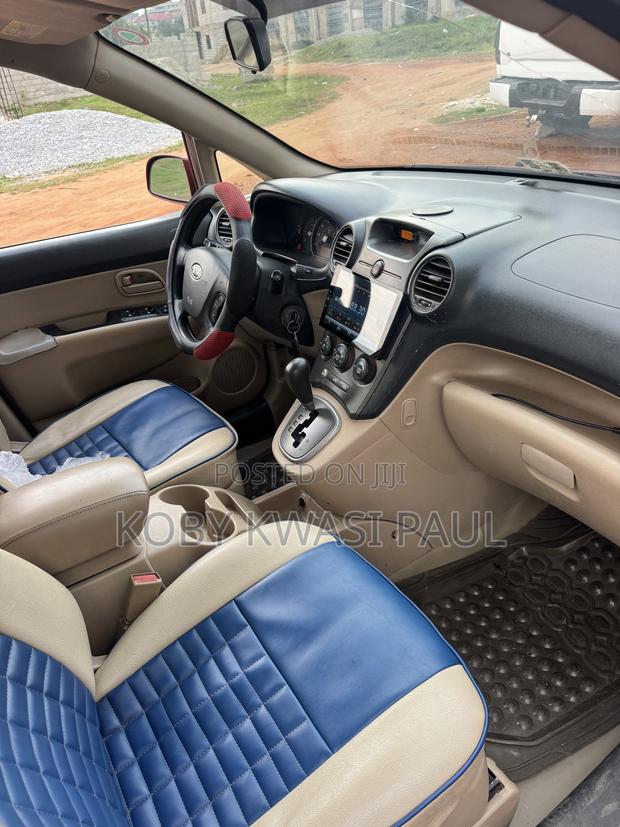 Kia Rondo EX 2010 Red
