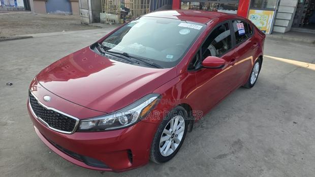 Kia Forte S Sedan 2017 Red