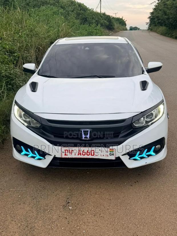 Honda Civic EX Sedan 2018 White