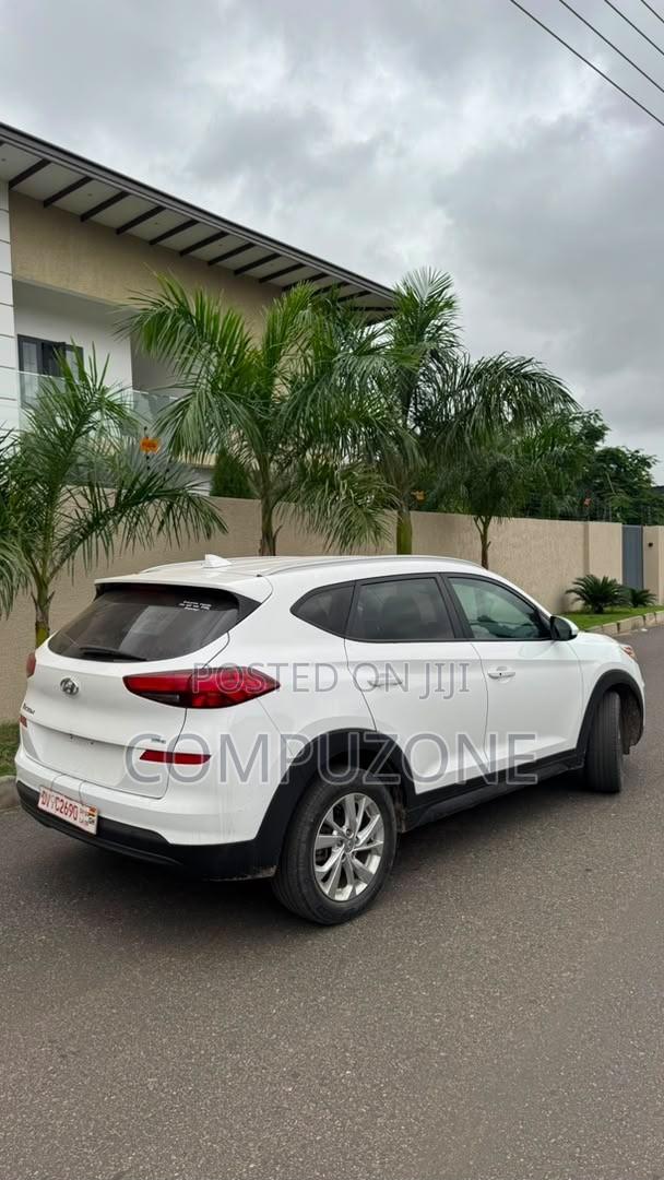 Hyundai Tucson Value AWD 2019 White
