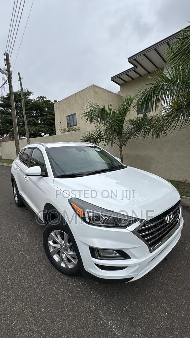 Hyundai Tucson Value AWD 2019 White