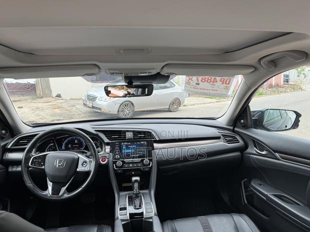 Honda Civic Touring Sedan 2020 Blue