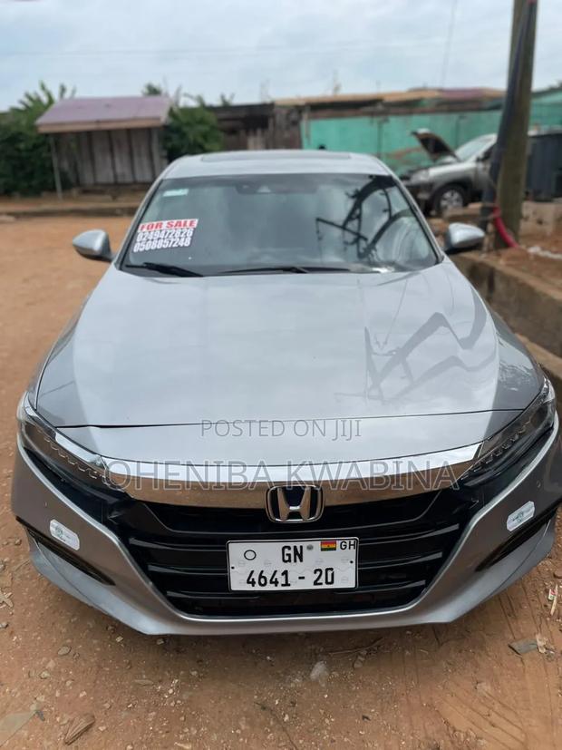Honda Accord Touring 2018 Silver